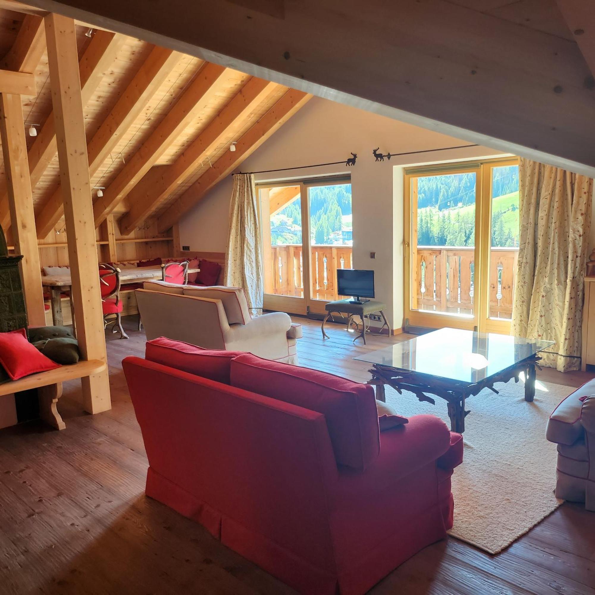 Family And Wellness Residence Ciasa Antersies San Cassiano (Badia) Exterior foto
